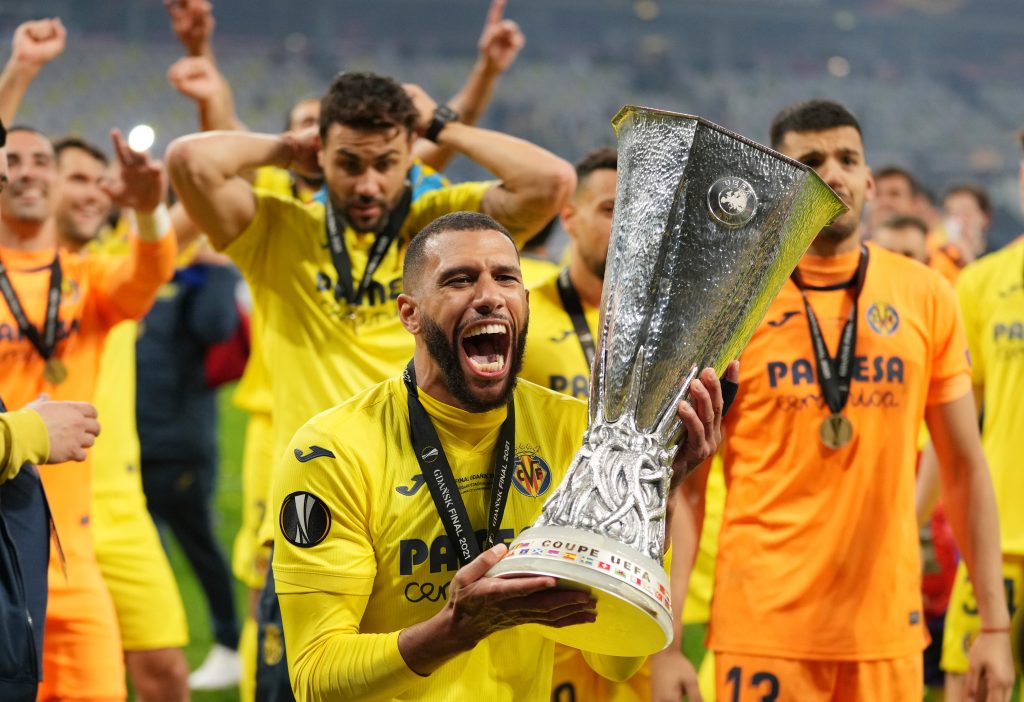 Etienne Capoue lifting the Europa League for Villarreal.